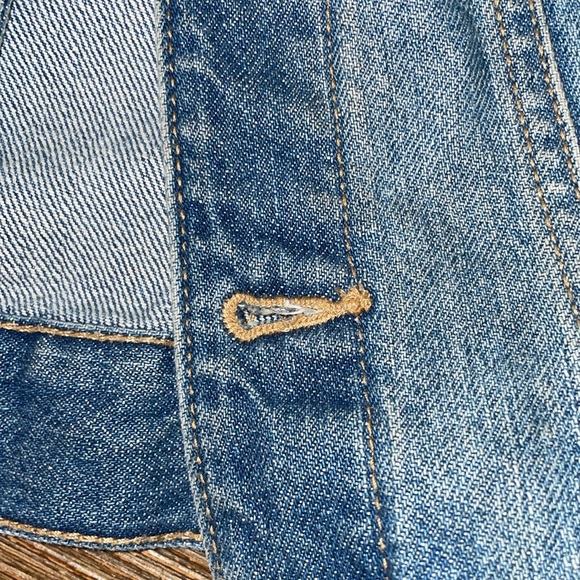 Worn once Jean jacket child - Picture 7 of 9